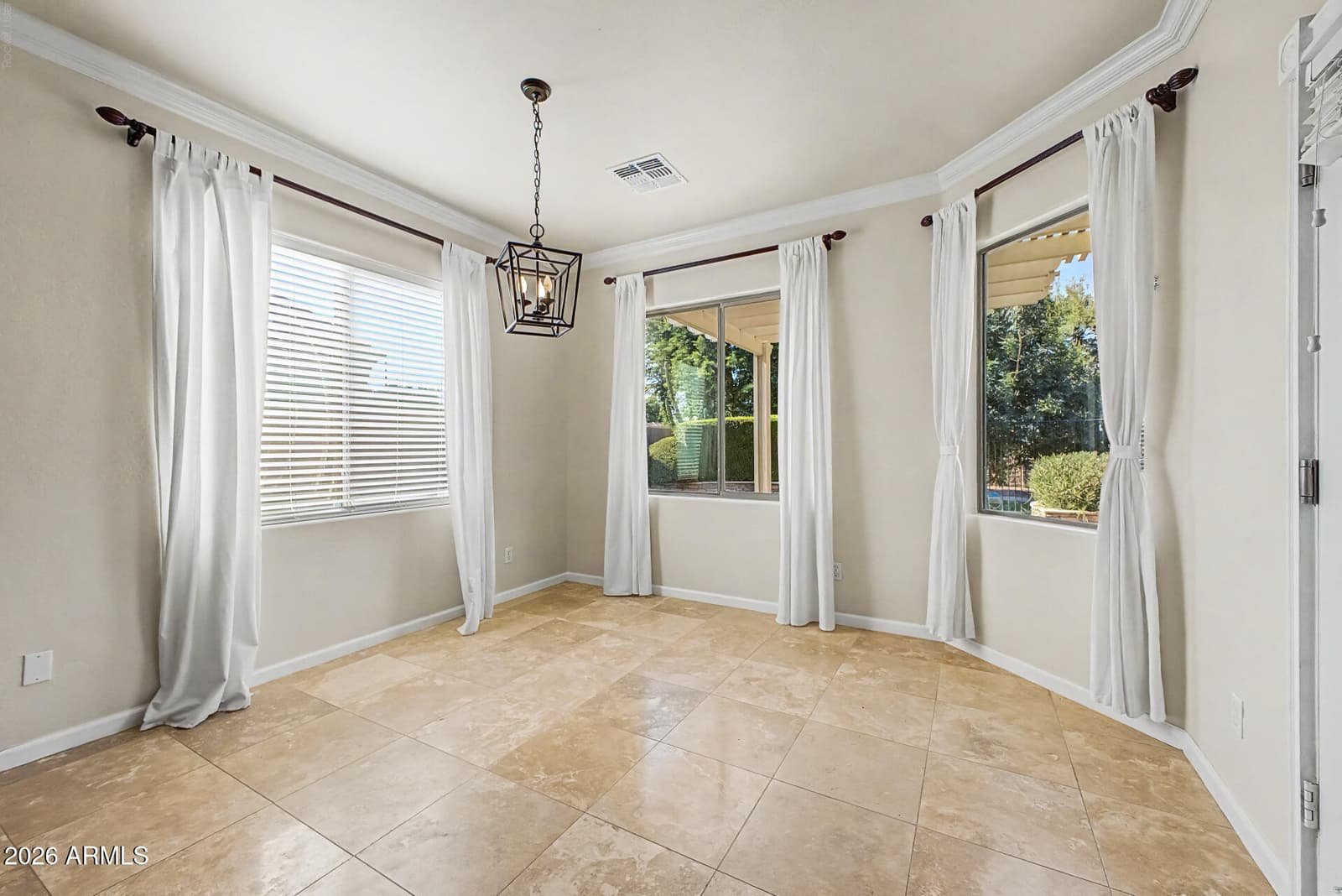2094 E EBONY Drive, Chandler, AZ 85286 — photo 11 of 43