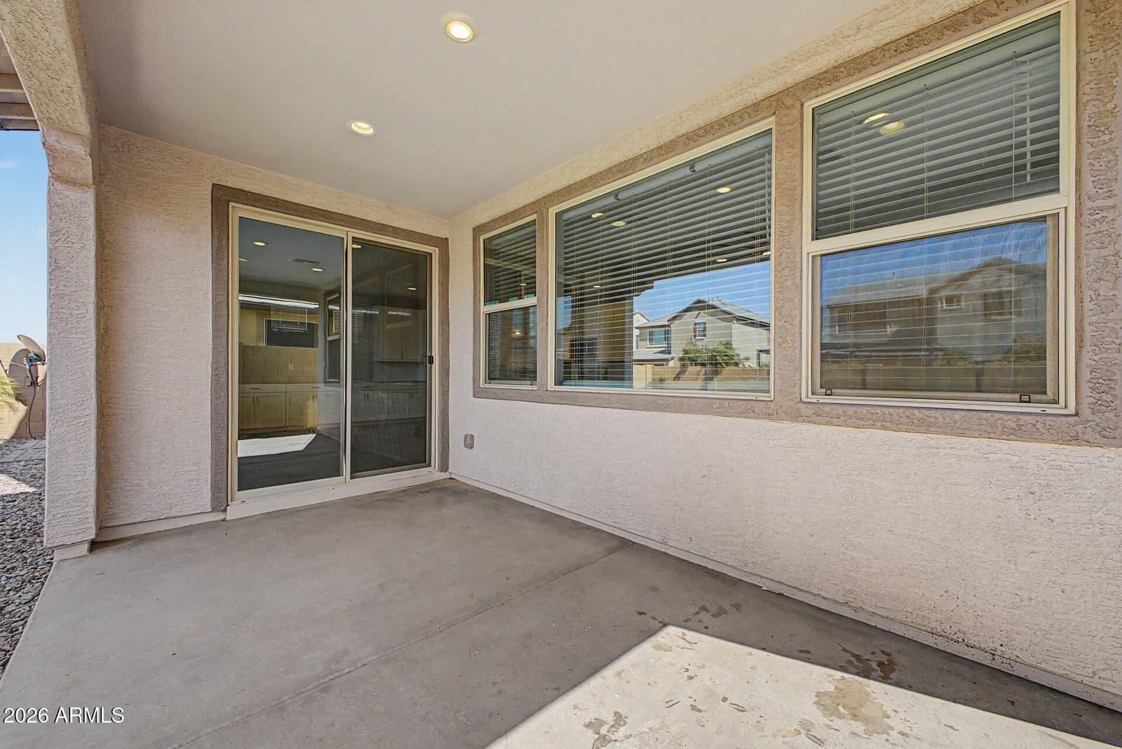 2322 E PALMDALE Lane, Gilbert, AZ 85298 — photo 37 of 40