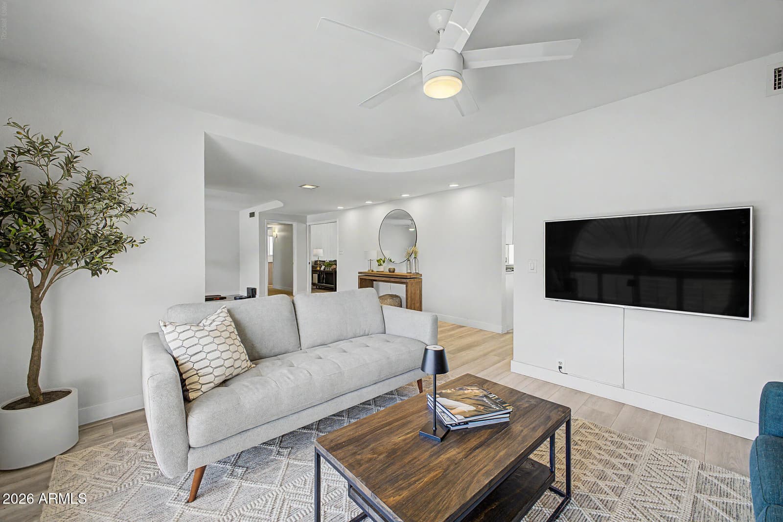 4230 N 87th Place, Scottsdale, AZ 85251 — photo 10 of 36