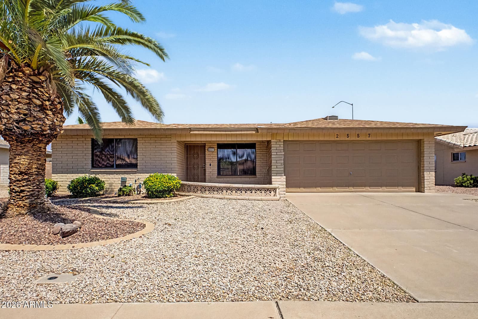 2557 S ZINNIA, Mesa, AZ 85209 — photo 1 of 90