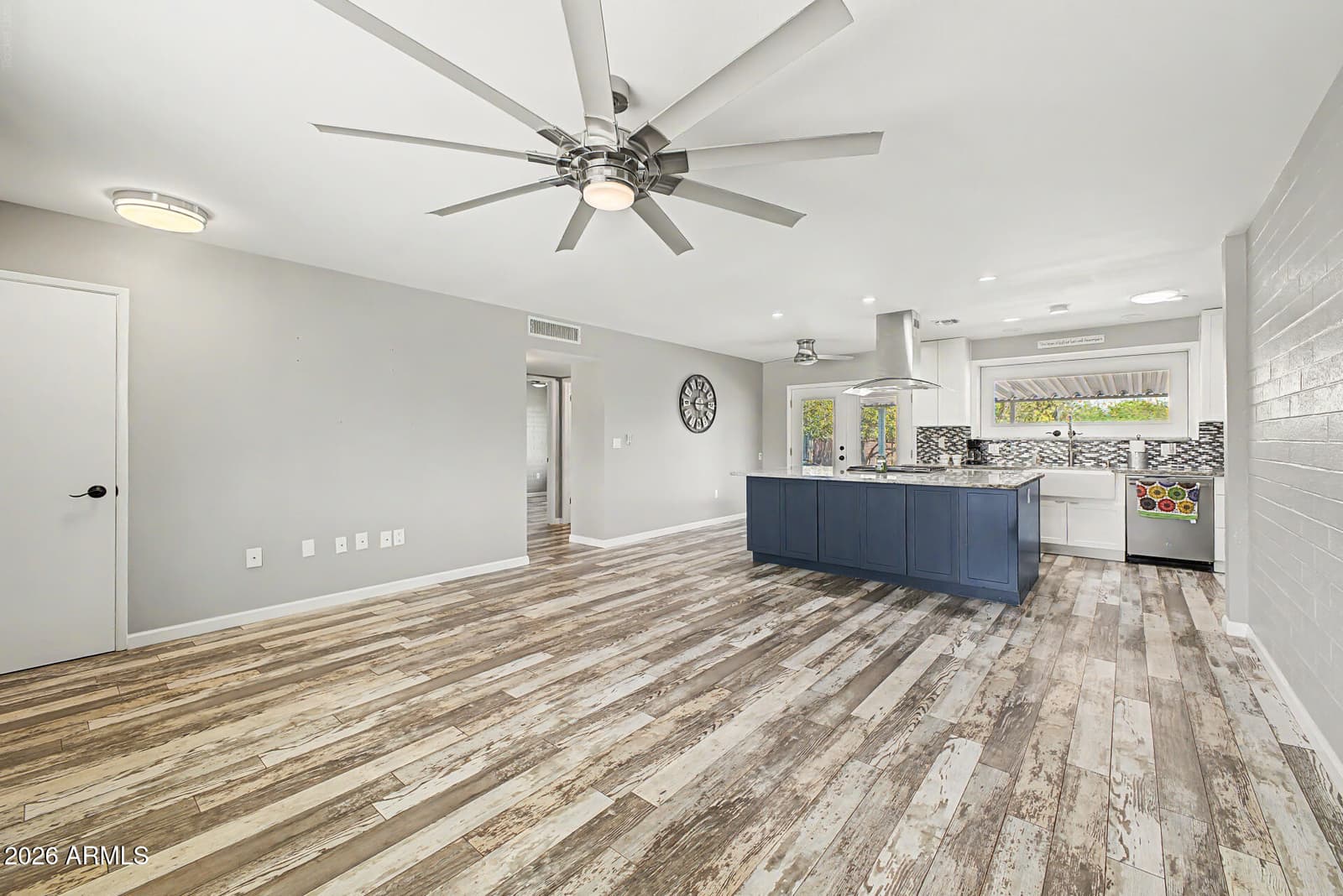 10255 N 101ST Avenue, Sun City, AZ 85351 — photo 10 of 52