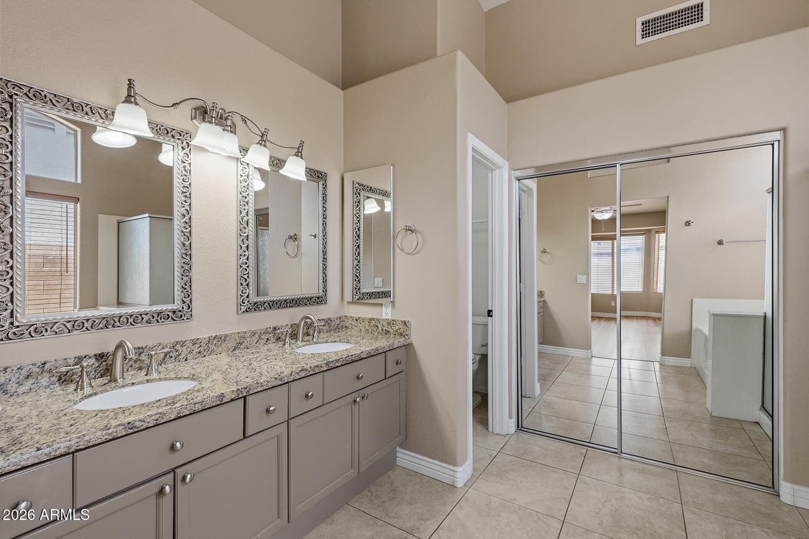 325 S GOLDEN KEY Drive, Gilbert, AZ 85233 — photo 19 of 32