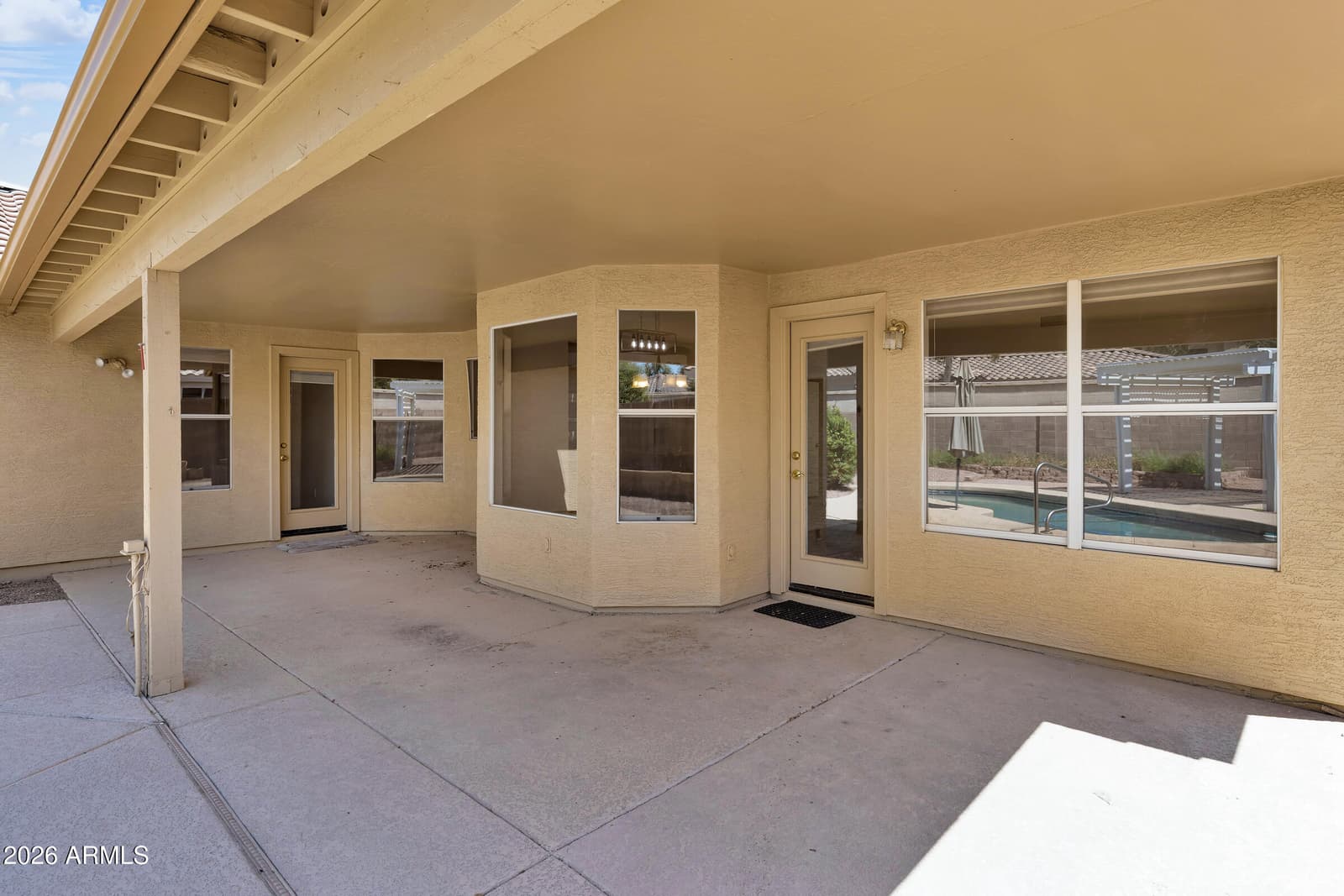 448 W MADERO Avenue, Mesa, AZ 85210 — photo 9 of 36