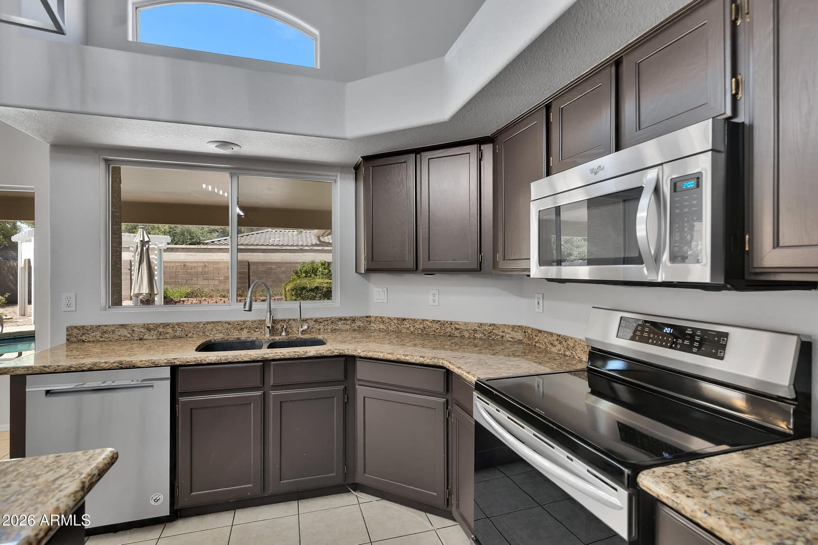 448 W MADERO Avenue, Mesa, AZ 85210 — photo 17 of 36