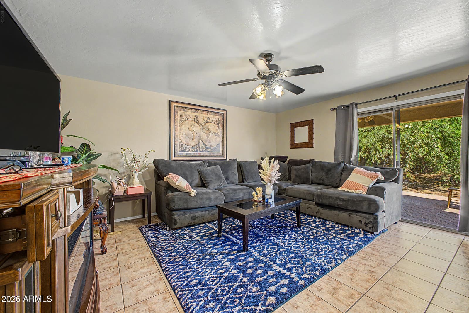 6747 N 75TH Drive, Glendale, AZ 85303 — photo 3 of 26