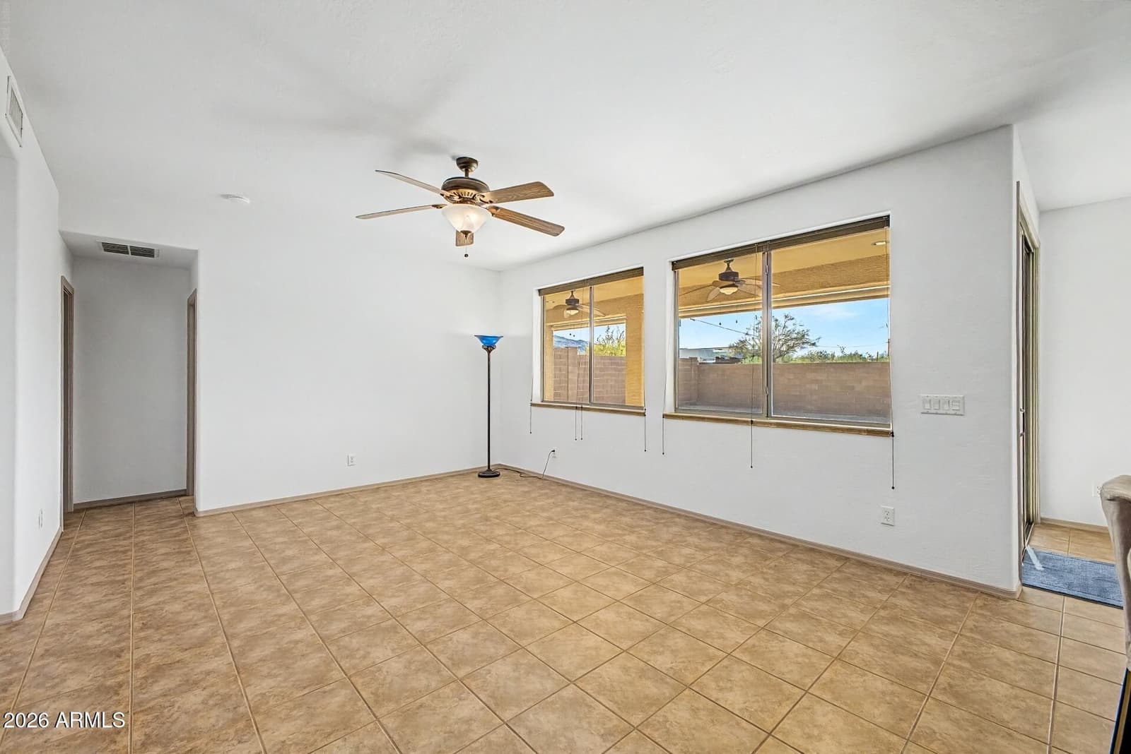 8218 S 23RD Place, Phoenix, AZ 85042 — photo 6 of 37
