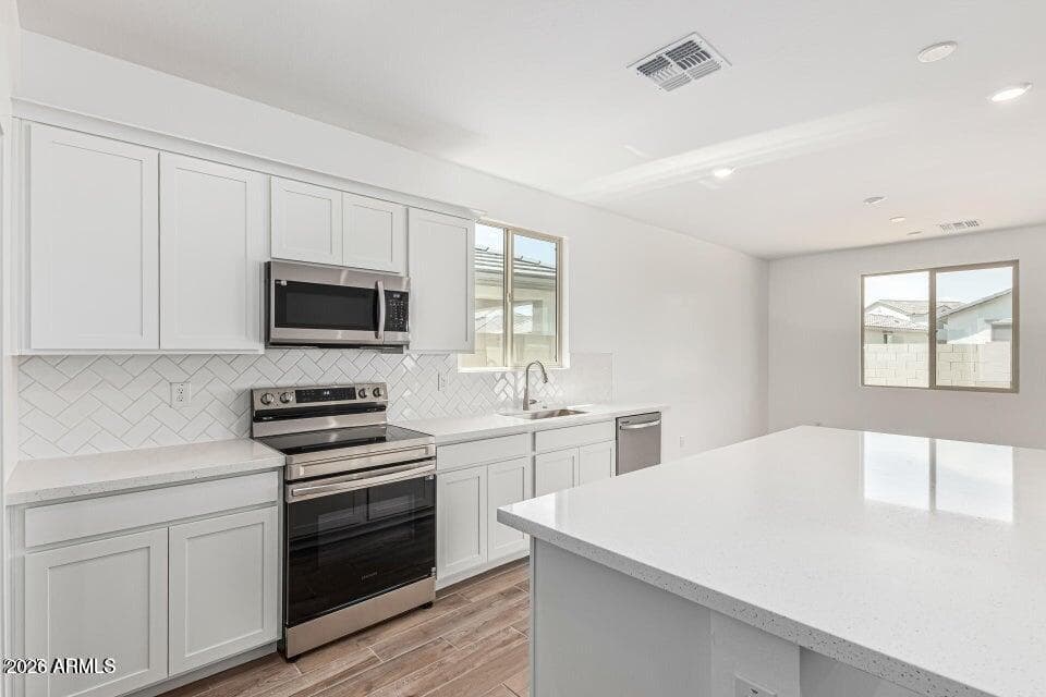 18348 W Villa Hermosa Lane, Surprise, AZ 85387 — photo 6 of 13