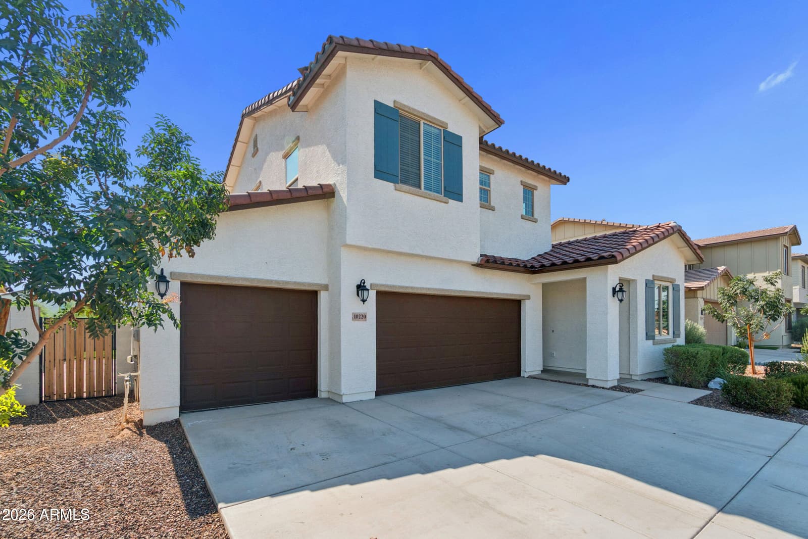 10220 N 49TH Avenue, Glendale, AZ 85302 — photo 1 of 41
