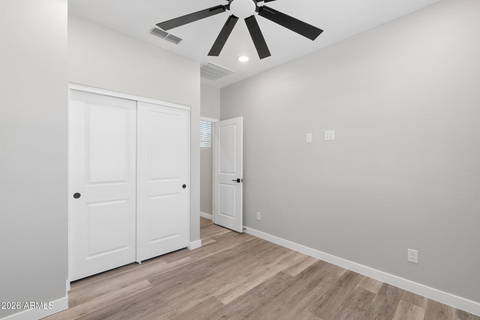 10220 N 49TH Avenue, Glendale, AZ 85302 — photo 18 of 41