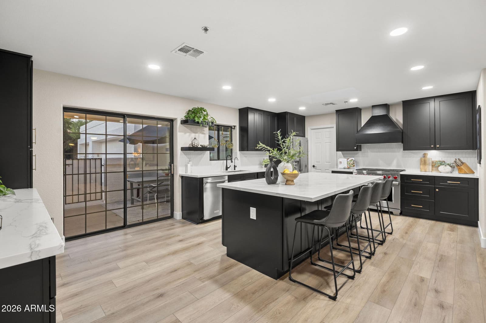 10945 E SAN SALVADOR Drive, Scottsdale, AZ 85259 — photo 11 of 35