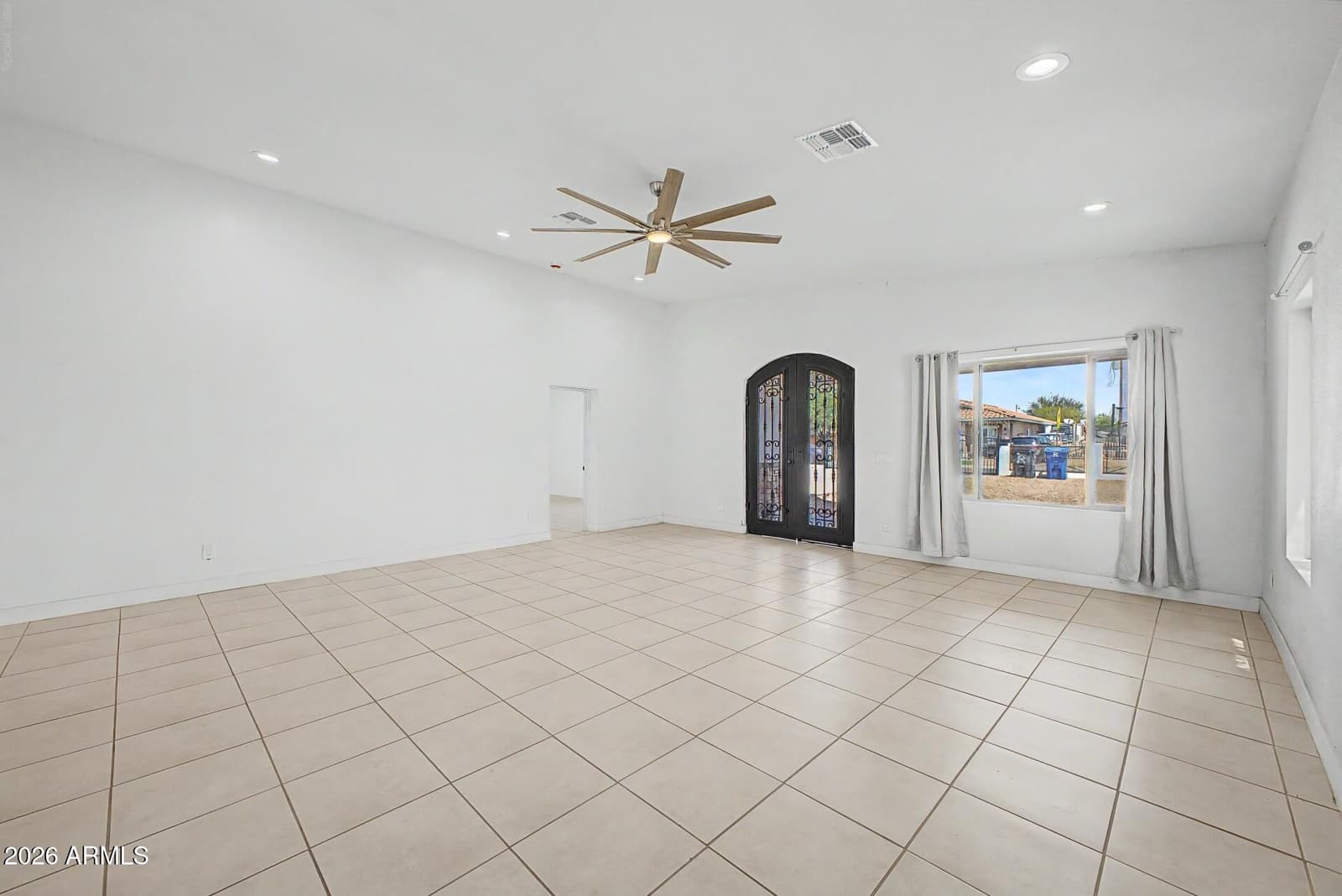3623 W McKinley Street, Phoenix, AZ 85009 — photo 9 of 34