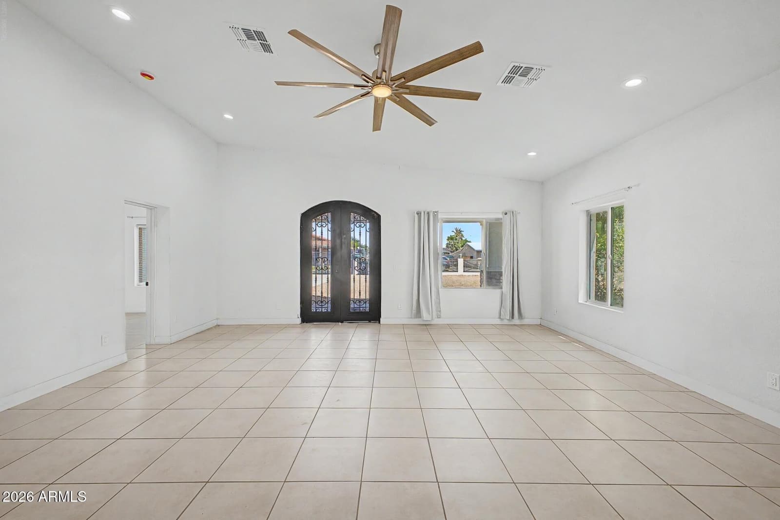 3623 W McKinley Street, Phoenix, AZ 85009 — photo 10 of 34
