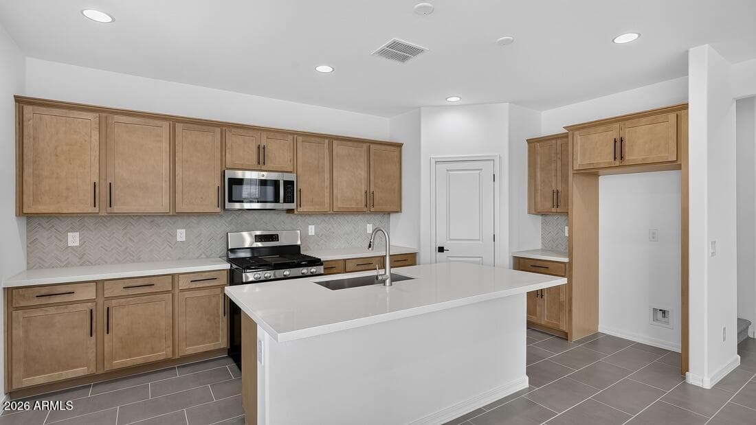 25342 N 165th Lane, Surprise, AZ 85387 — photo 7 of 50