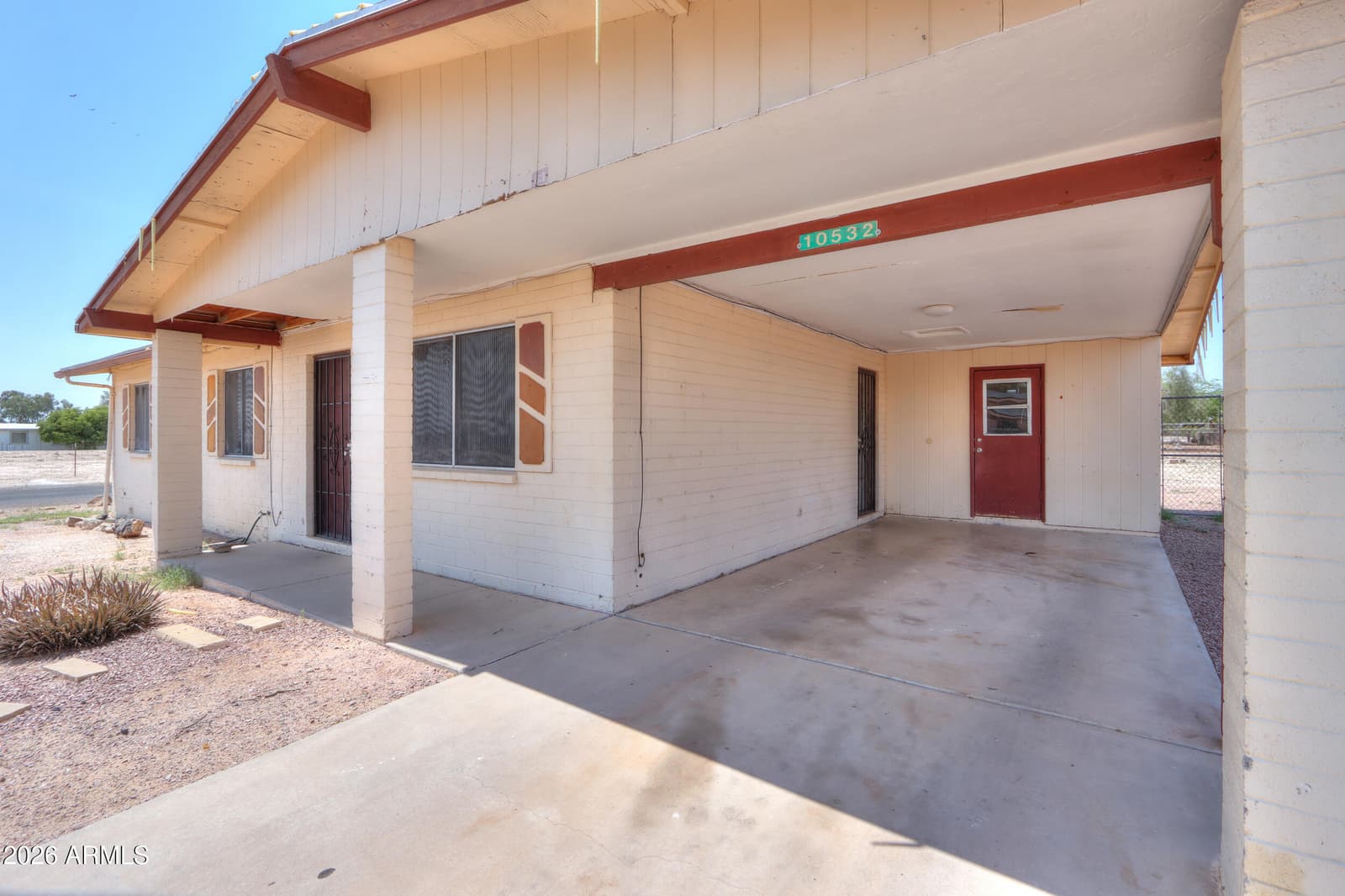 10532 N ARAPAHO Drive, Casa Grande, AZ 85122 — photo 5 of 31