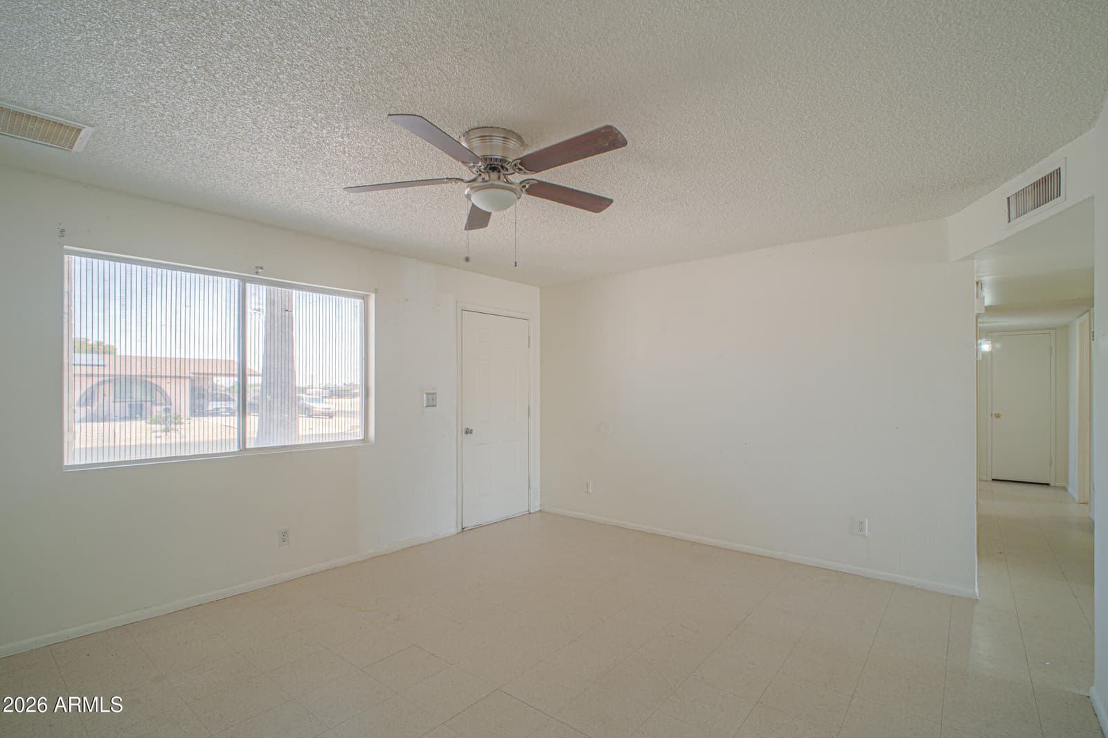 10532 N ARAPAHO Drive, Casa Grande, AZ 85122 — photo 9 of 31