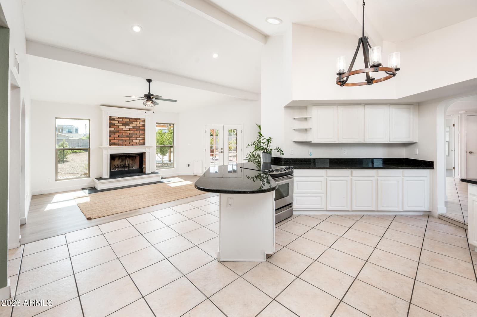11847 N BANCROFT Drive, Phoenix, AZ 85028 — photo 12 of 33