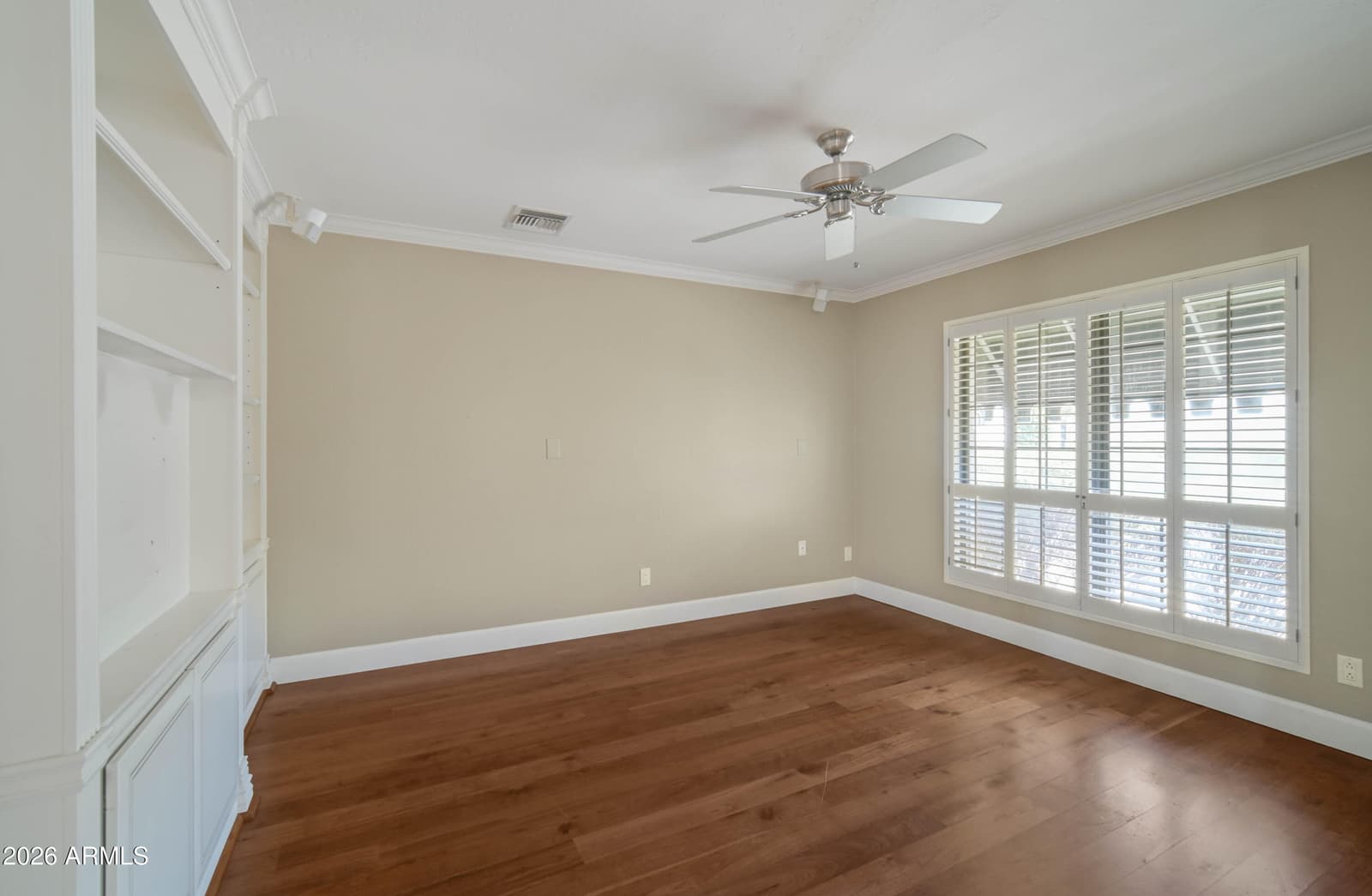 4818 N 35TH Place, Phoenix, AZ 85018 — photo 10 of 37