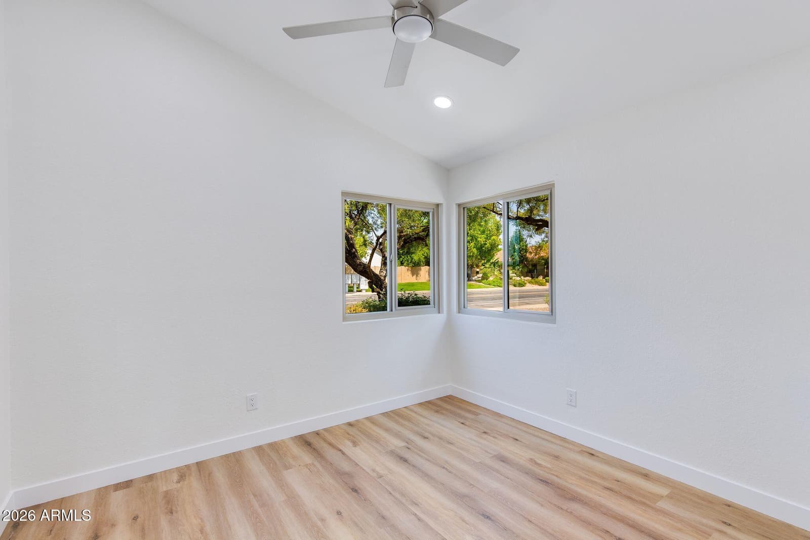 141 S LAKEVIEW Boulevard, Chandler, AZ 85225 — photo 13 of 21