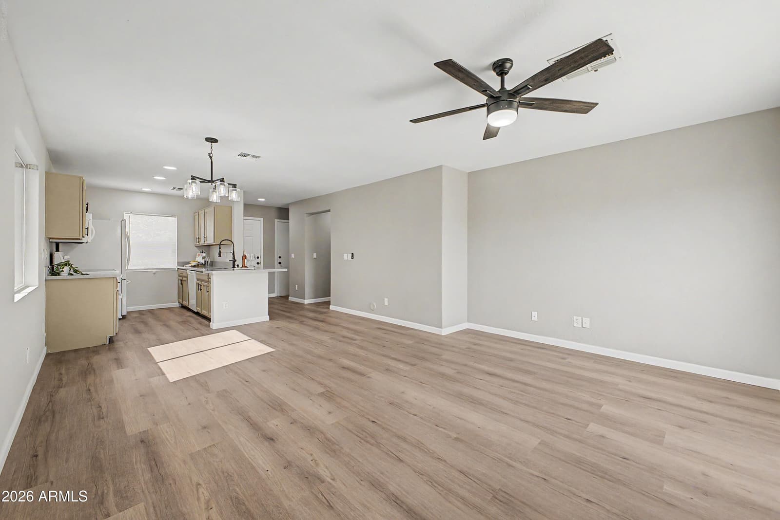 15465 W PORT ROYALE Lane, Surprise, AZ 85379 — photo 9 of 27