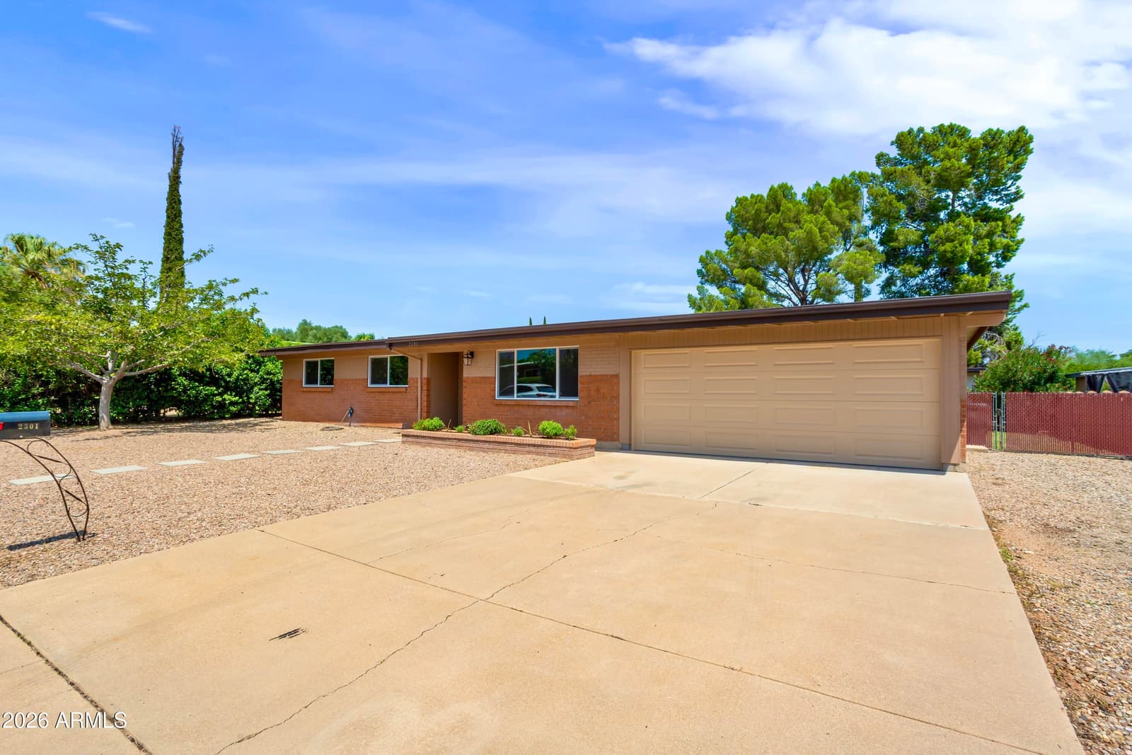 2301 MADERA Drive, Sierra Vista, AZ 85635 — photo 2 of 29