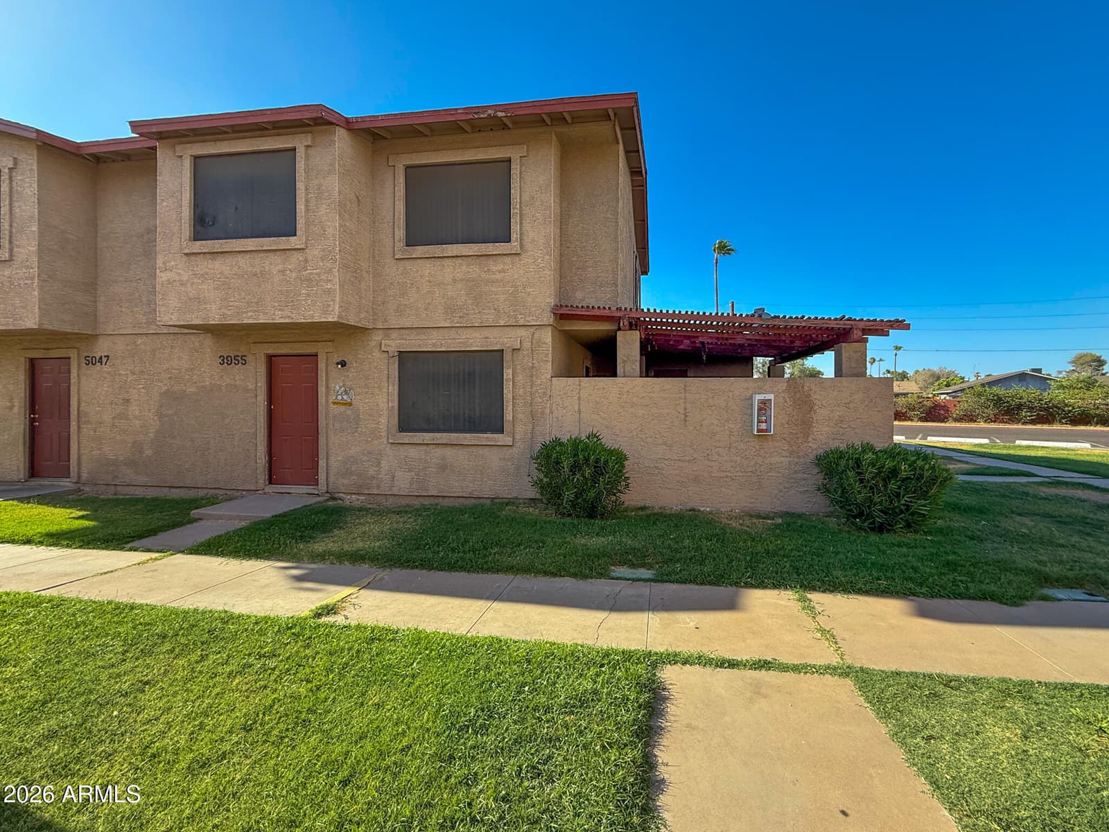 3955 W WONDERVIEW Road, Phoenix, AZ 85019 — photo 1 of 24