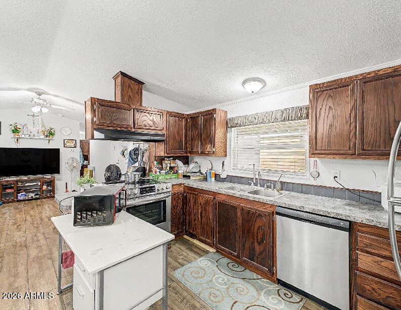 2060 N CENTER Street 214, Mesa, AZ 85201 — photo 4 of 26