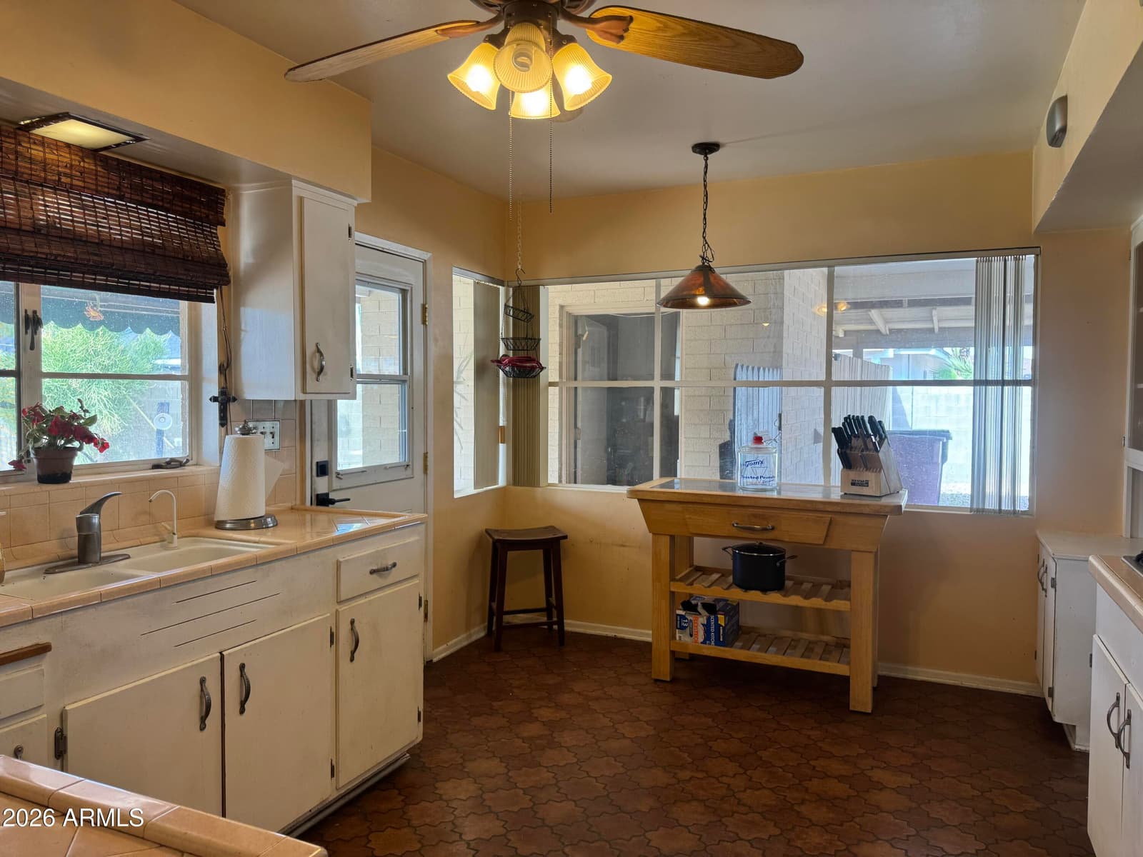 8207 E VERNON Avenue, Scottsdale, AZ 85257 — photo 8 of 28