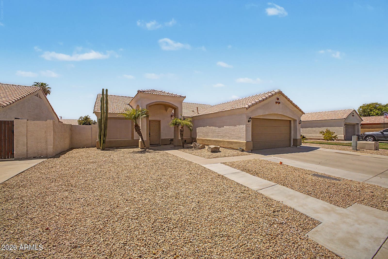 5007 W DAVIS Road, Glendale, AZ 85306 — photo 2 of 43