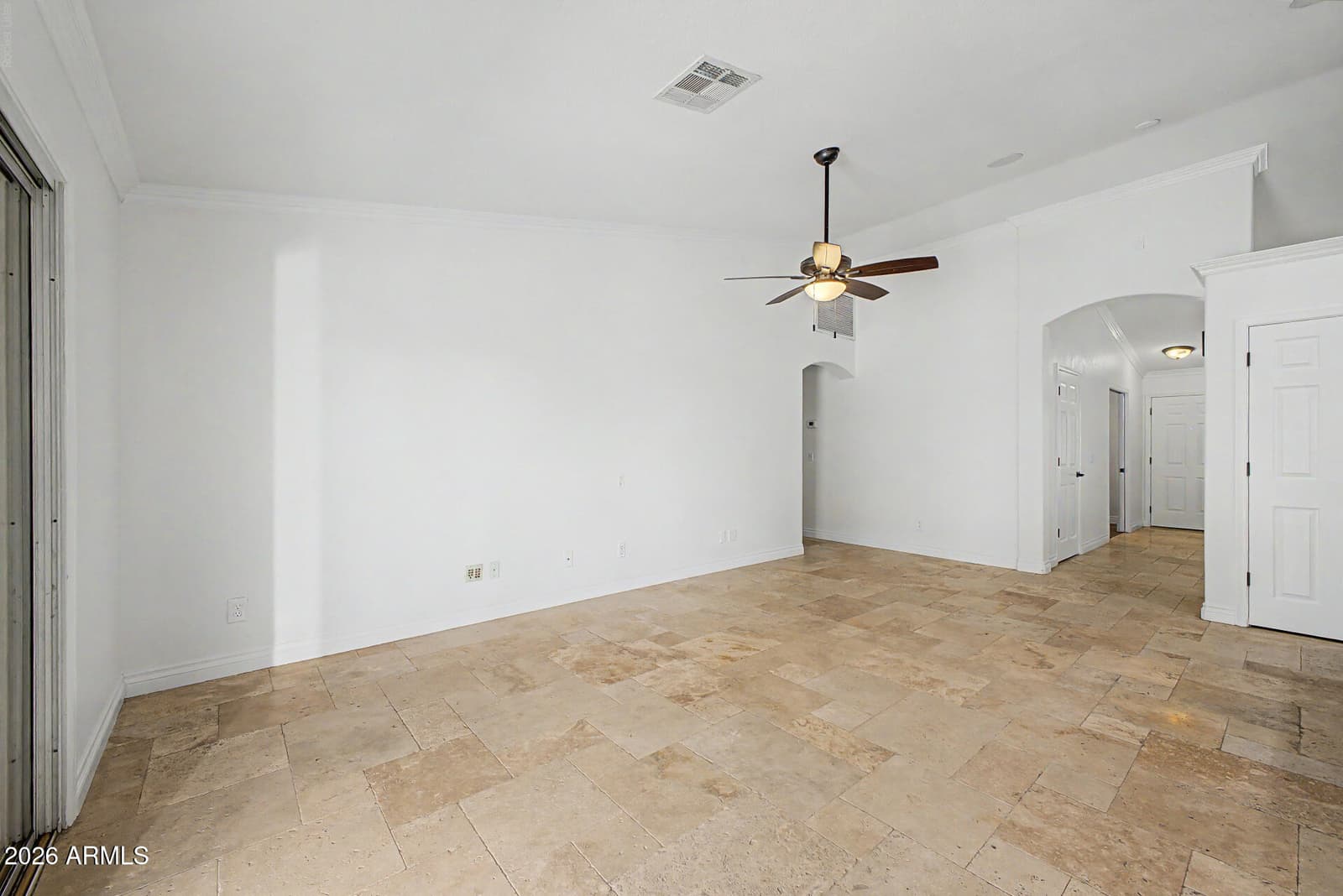 5007 W DAVIS Road, Glendale, AZ 85306 — photo 8 of 43