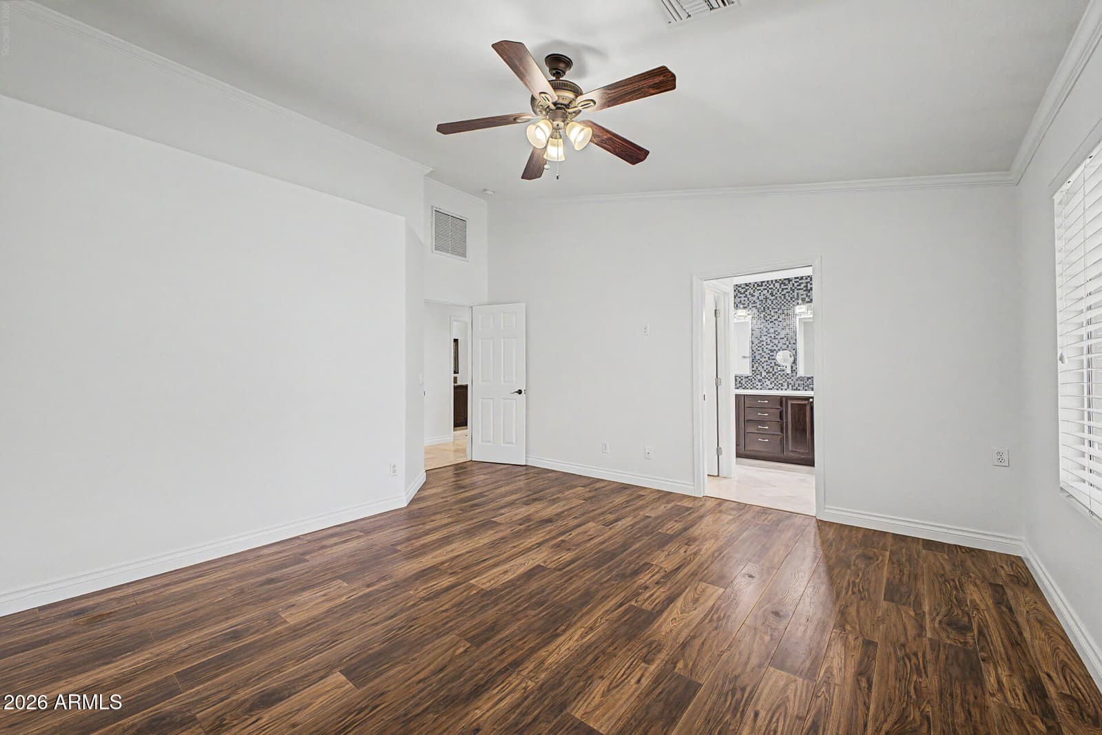 5007 W DAVIS Road, Glendale, AZ 85306 — photo 18 of 43
