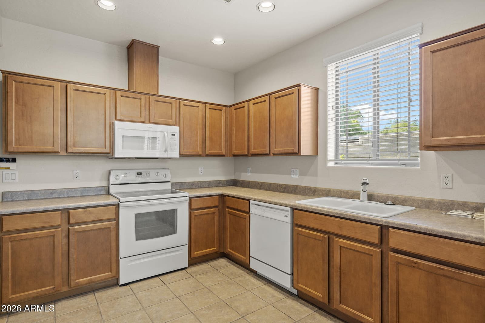 1225 N 36TH Street 1109, Phoenix, AZ 85008 — photo 18 of 35