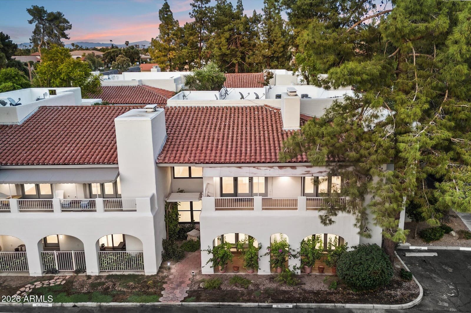 5200 S LAKESHORE Drive 207, Tempe, AZ 85283 — photo 1 of 47