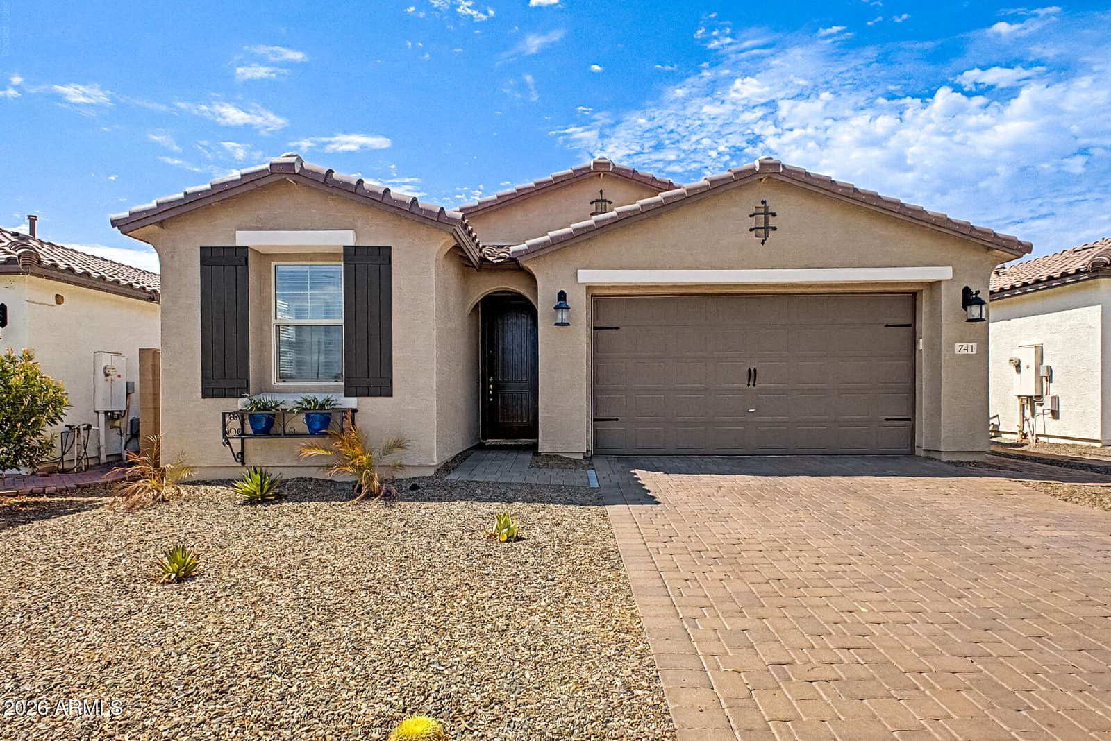 741 E LIBERTY Lane, Gilbert, AZ 85296 — photo 2 of 27