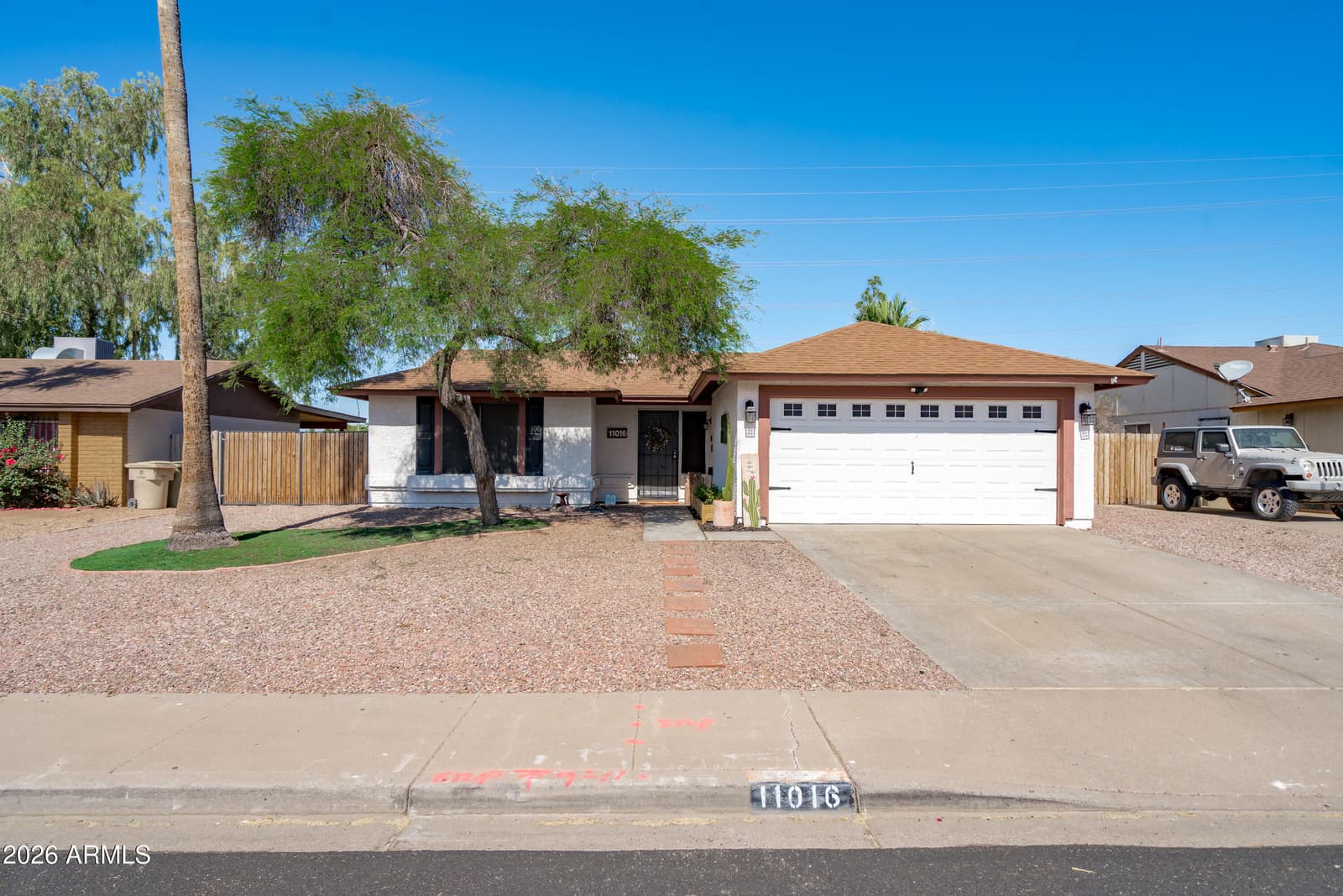11016 N 66TH Drive, Glendale, AZ 85304 — photo 1 of 36