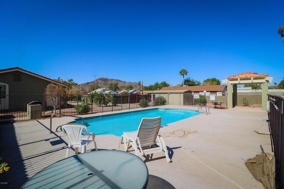 1336 E MOUNTAIN VIEW Road 105, Phoenix, AZ 85020 — photo 13 of 15