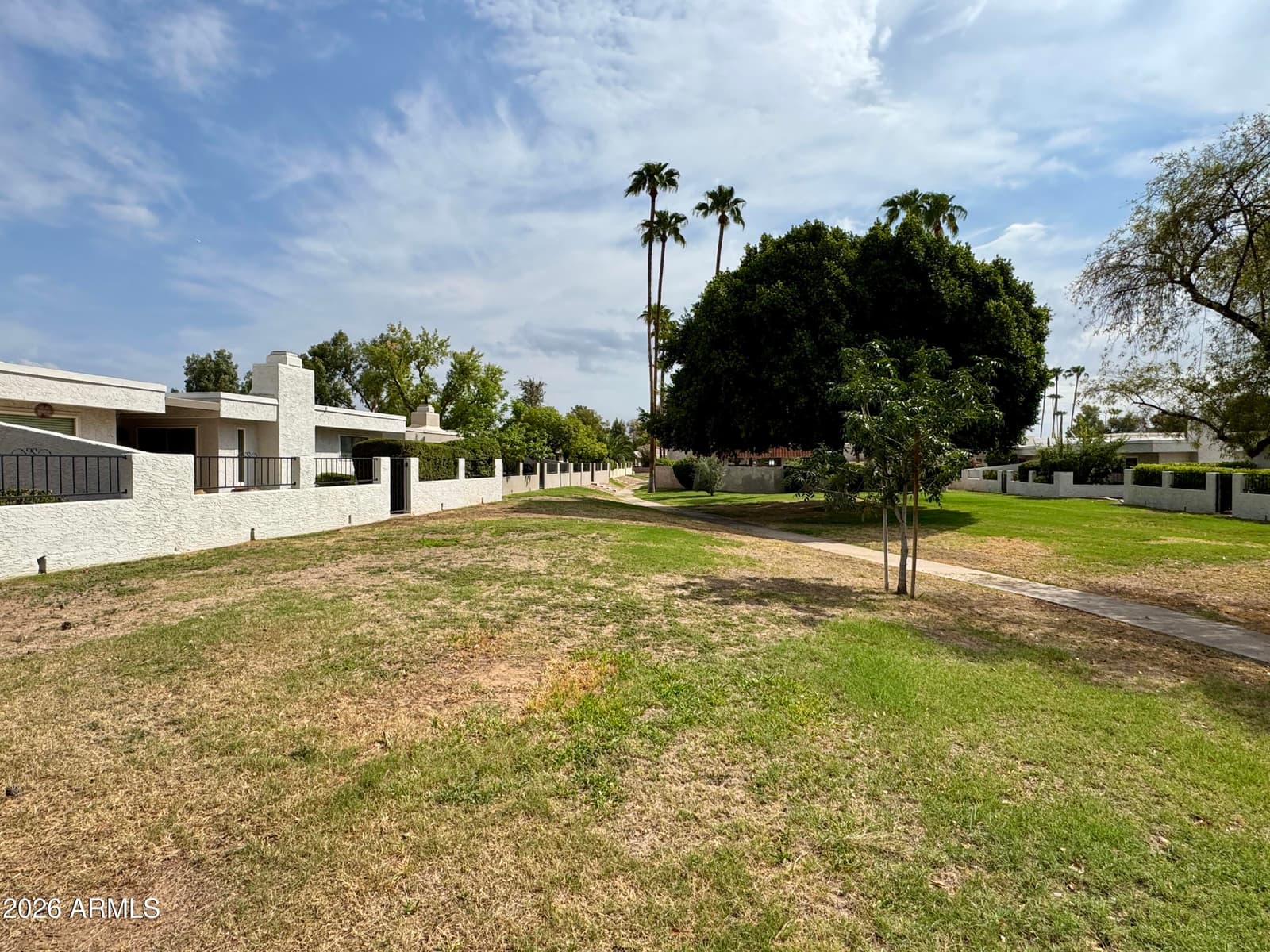 8185 E Del Caverna Drive, Scottsdale, AZ 85258 — photo 8 of 11