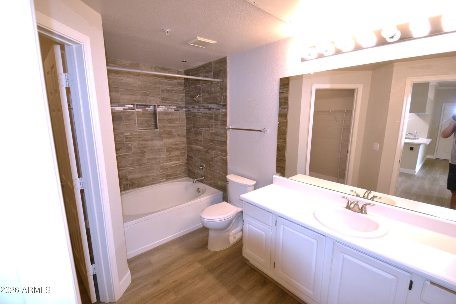 5401 E VAN BUREN Street 2046, Phoenix, AZ 85008 — photo 15 of 29