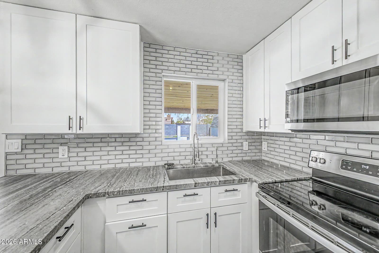 827 N LESUEUR, Mesa, AZ 85203 — photo 13 of 50