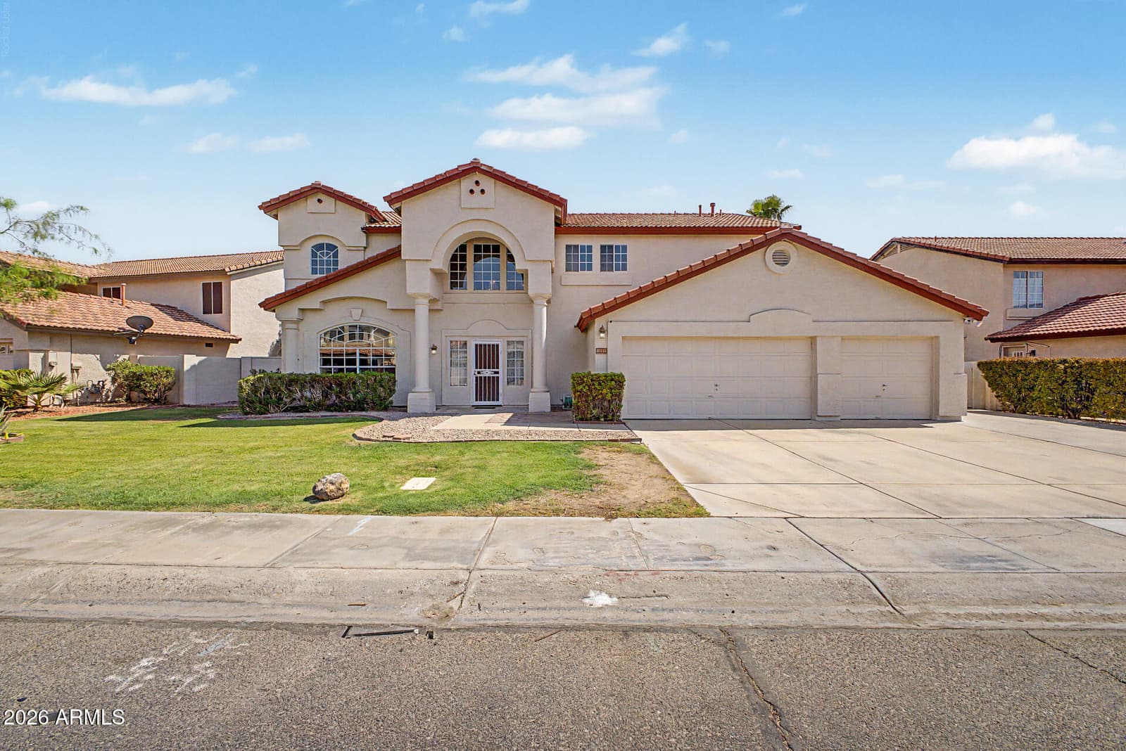 11335 W PRIMROSE Drive, Avondale, AZ 85392 — photo 2 of 25