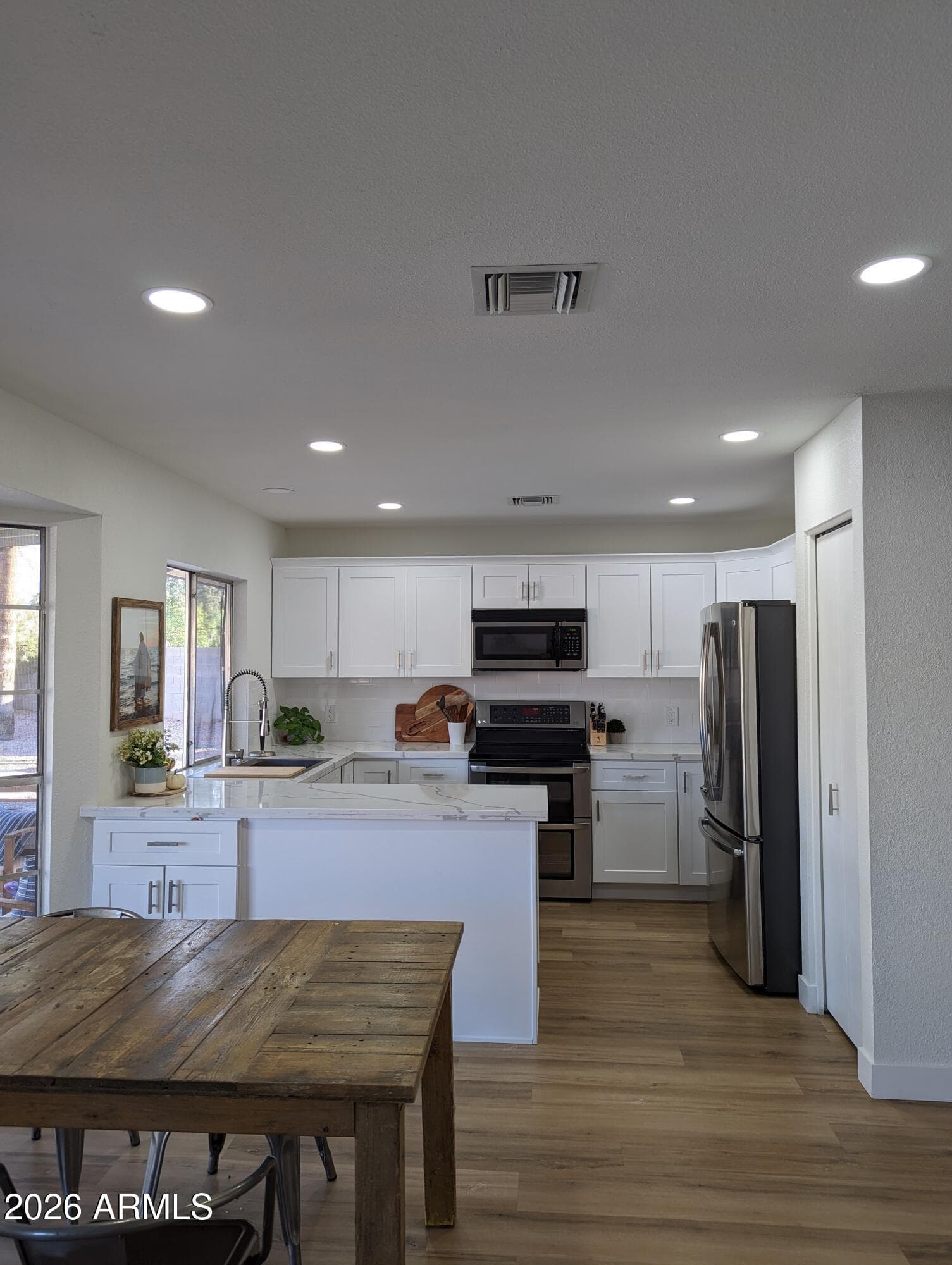 1905 N VERANO Way, Chandler, AZ 85224 — photo 8 of 35