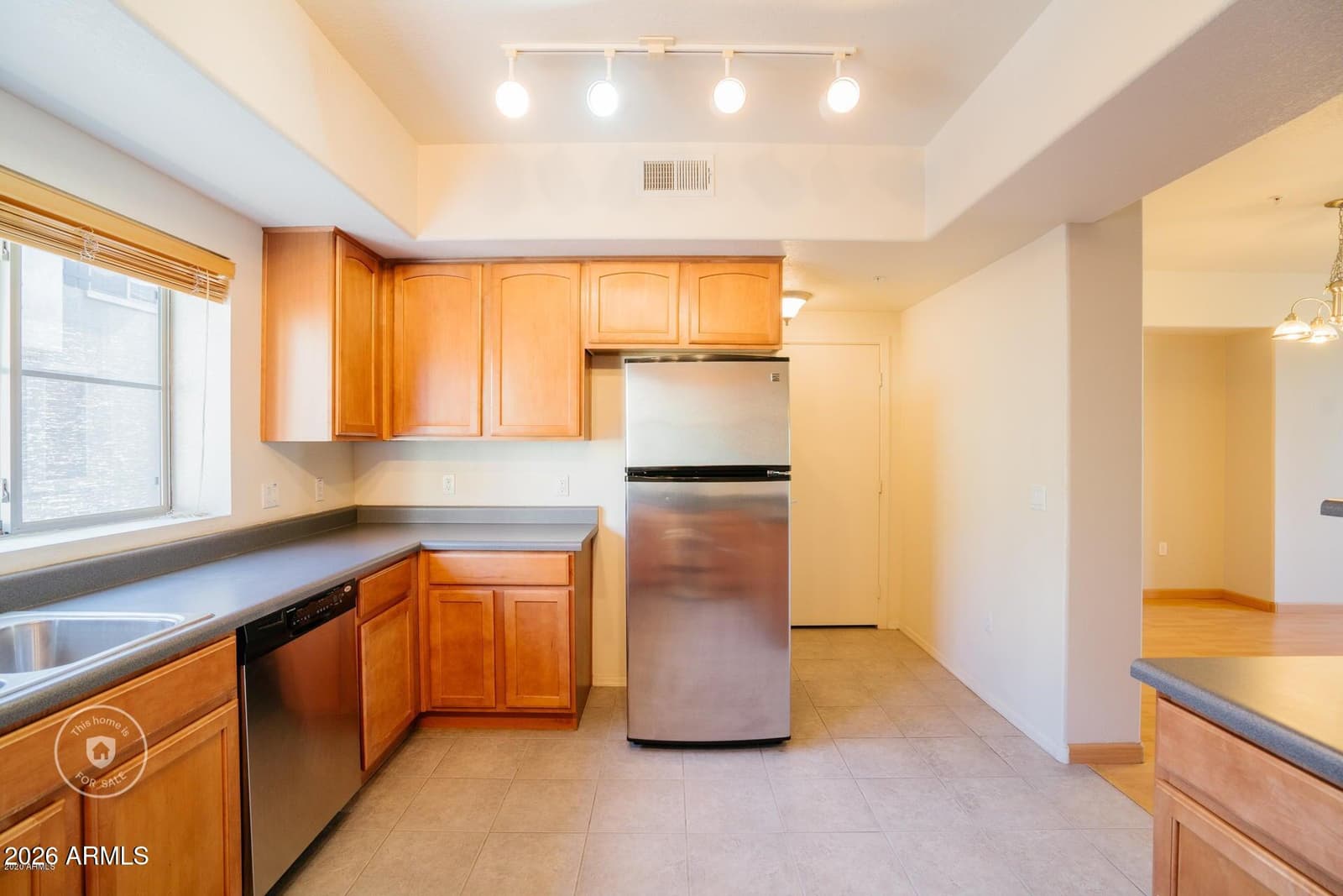 16825 N 14TH Street 122, Phoenix, AZ 85022 — photo 6 of 11