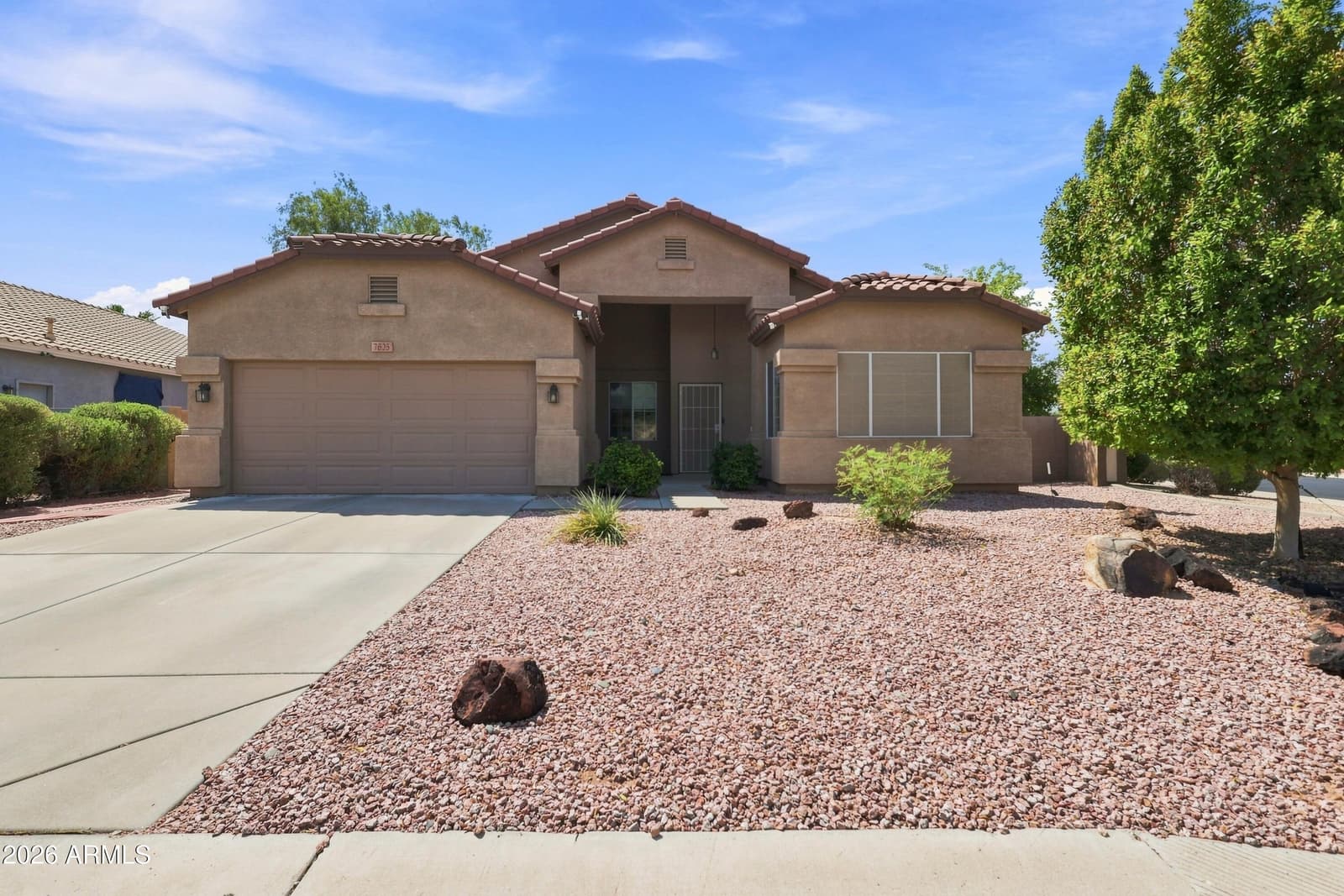 7625 W NORTHVIEW Avenue, Glendale, AZ 85303 — photo 1 of 39