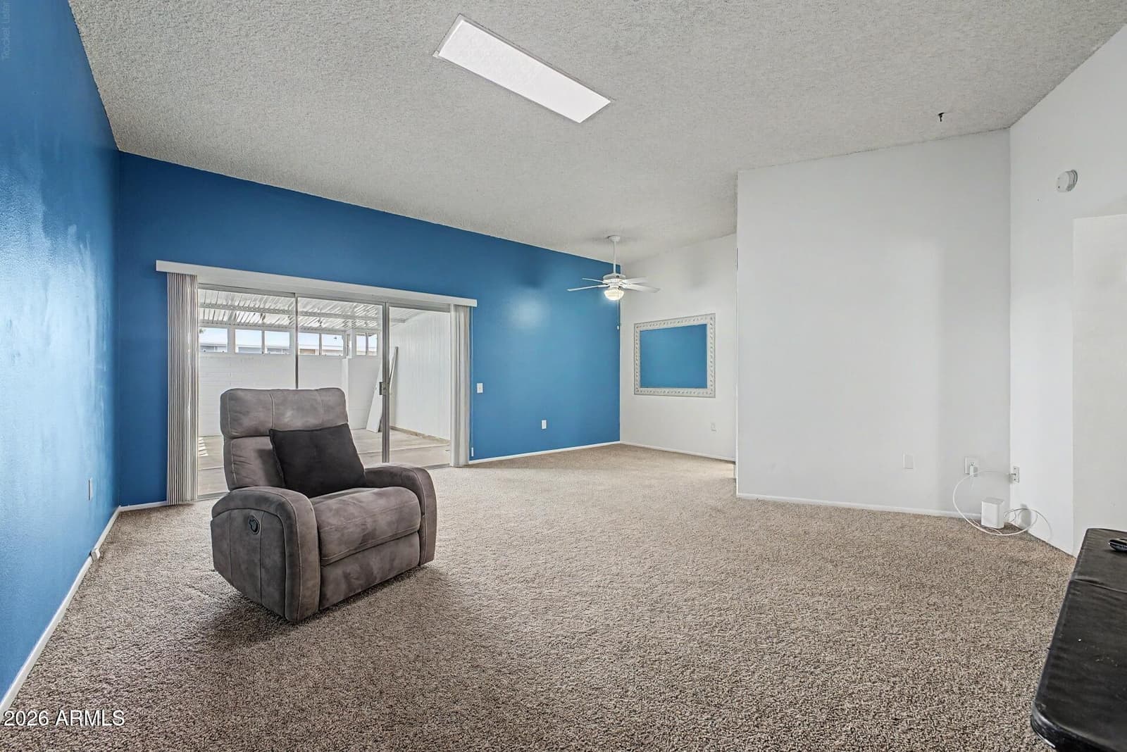 10963 W COGGINS Drive, Sun City, AZ 85351 — photo 8 of 29
