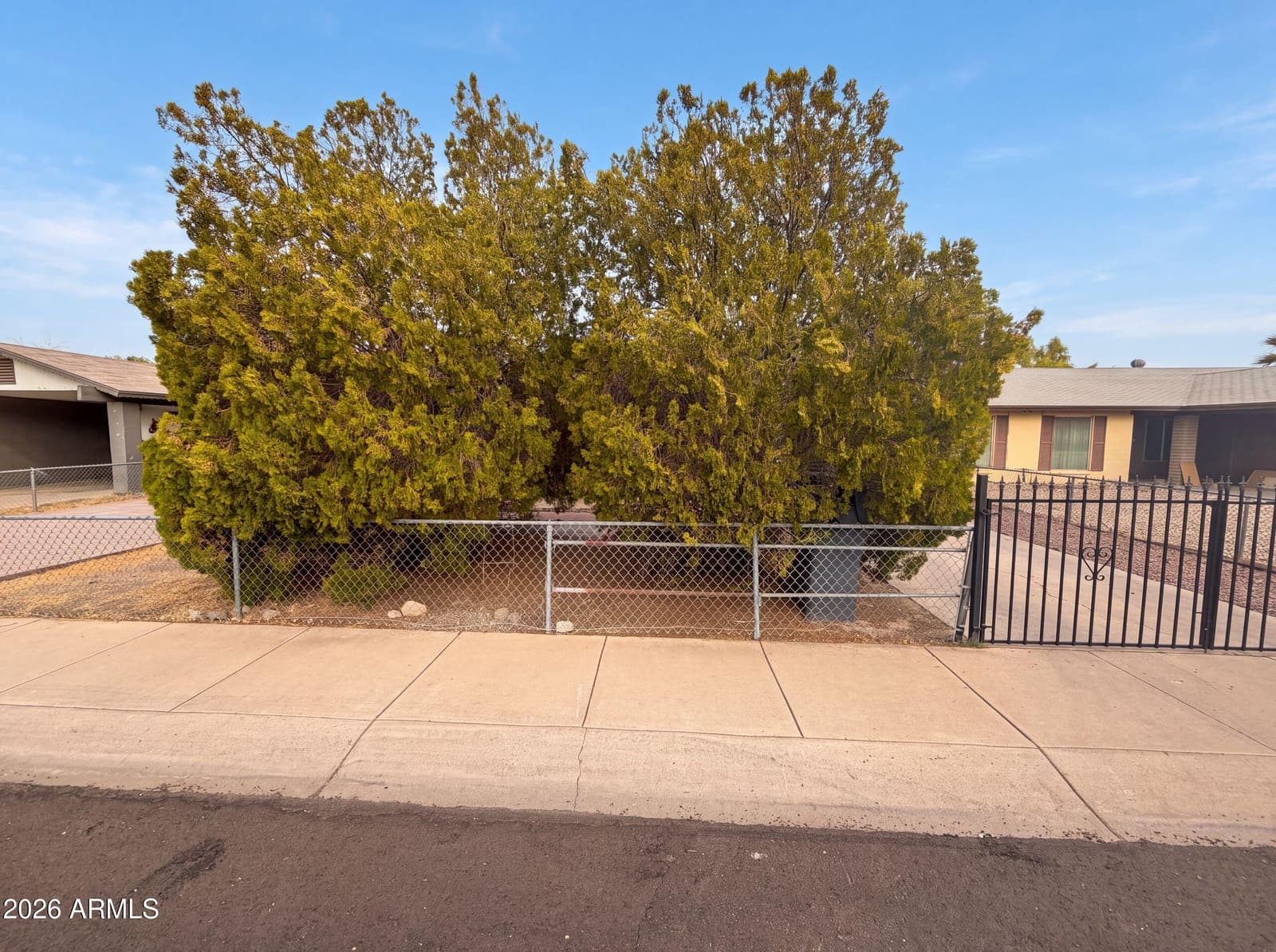 6036 N 72ND Drive, Glendale, AZ 85303 — photo 17 of 20