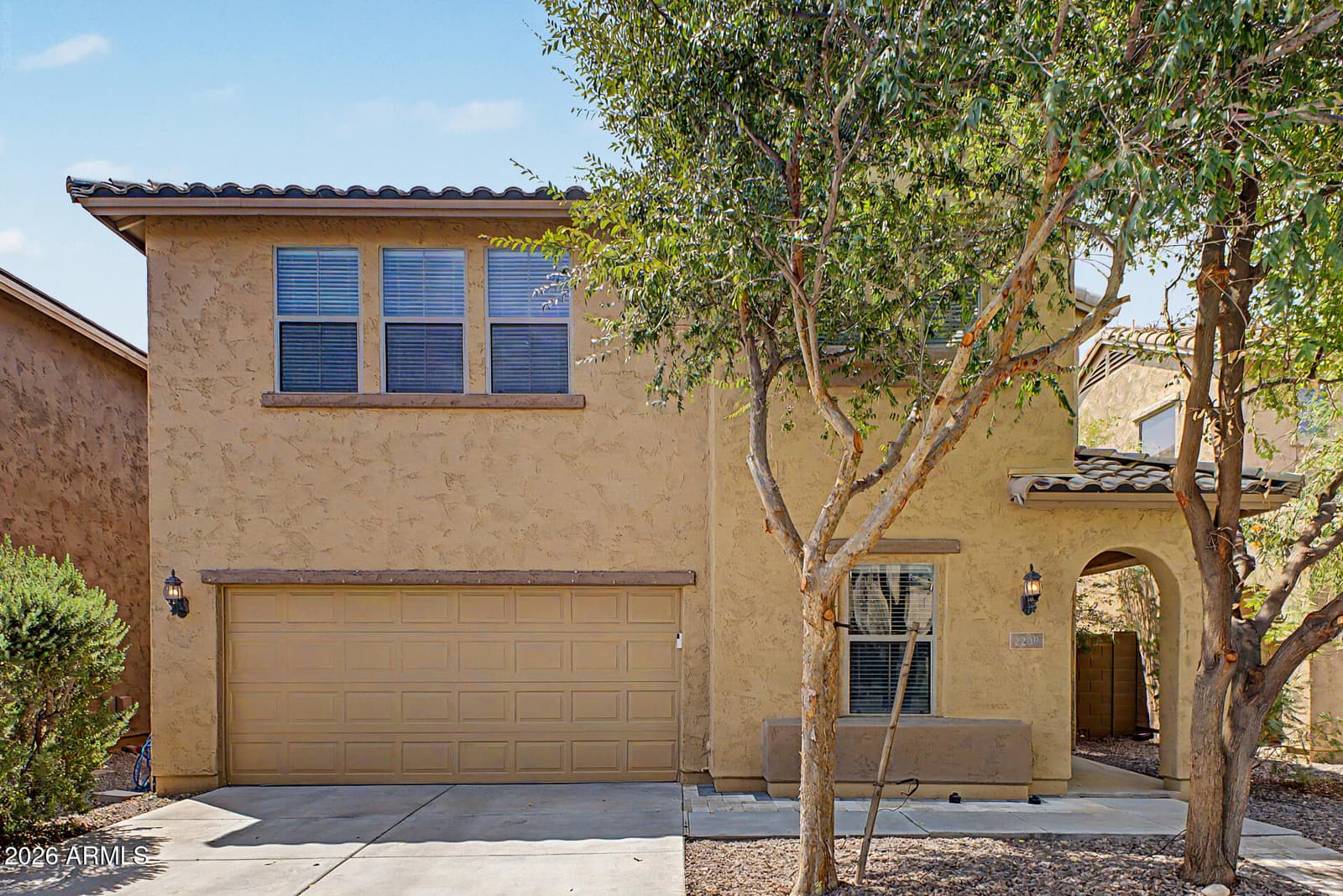 2209 W KATHLEEN Road, Phoenix, AZ 85023 — photo 2 of 36