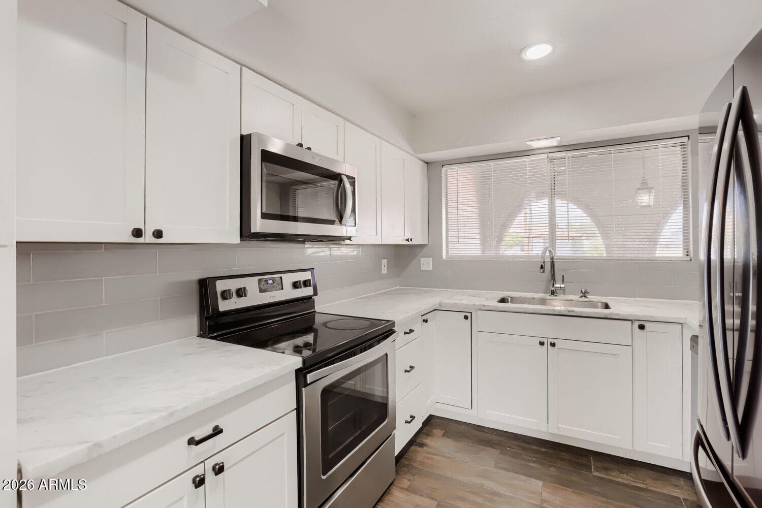 4005 W CAROL Avenue, Phoenix, AZ 85051 — photo 12 of 28