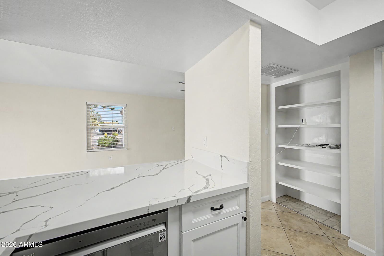 1342 W EMERALD Avenue 403, Mesa, AZ 85202 — photo 13 of 26