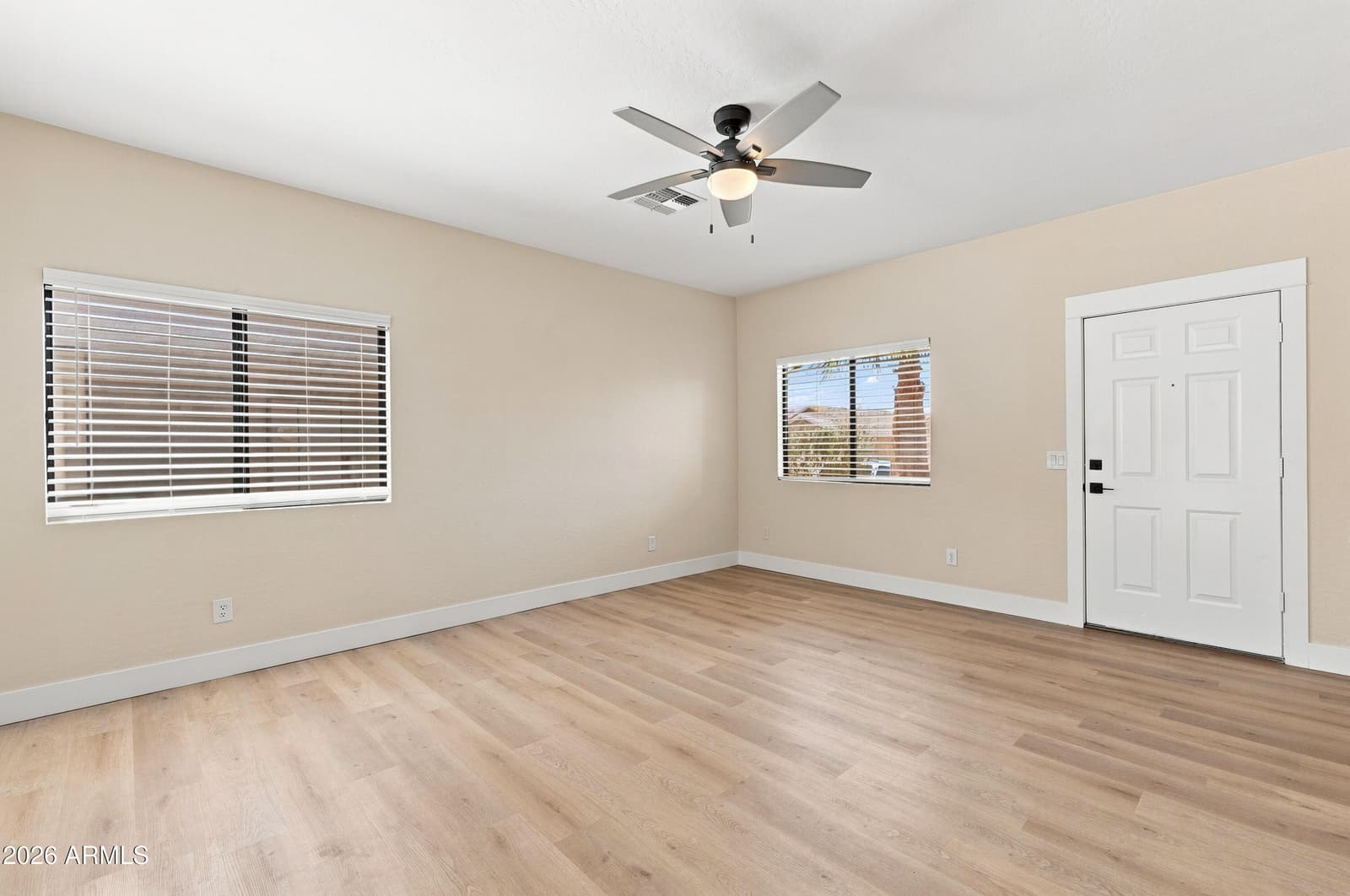 803 W LYDIA Lane, Phoenix, AZ 85041 — photo 5 of 21