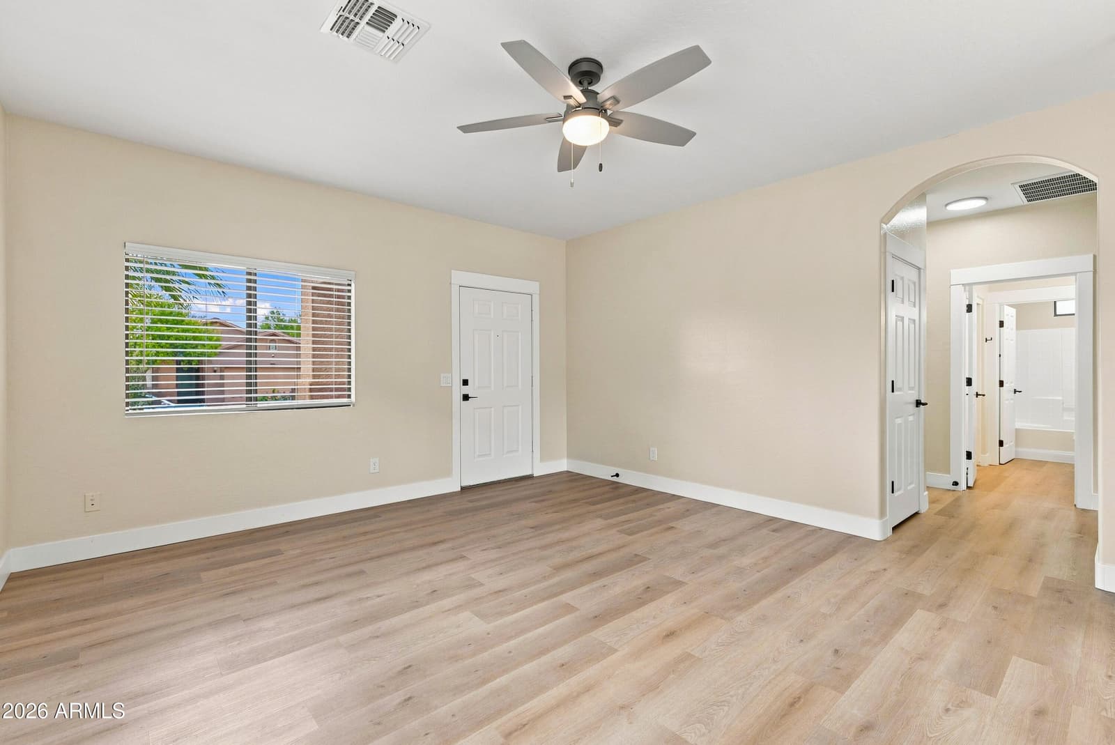 803 W LYDIA Lane, Phoenix, AZ 85041 — photo 6 of 21