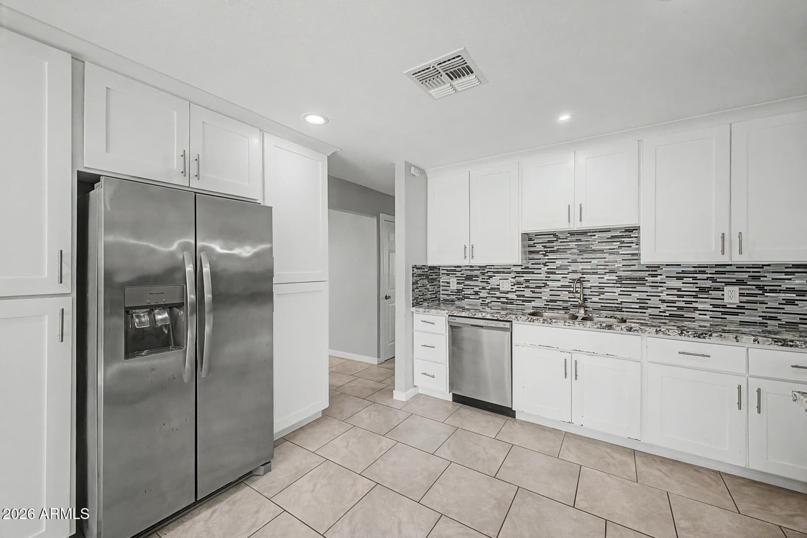 2917 W Aster Drive, Phoenix, AZ 85029 — photo 15 of 36